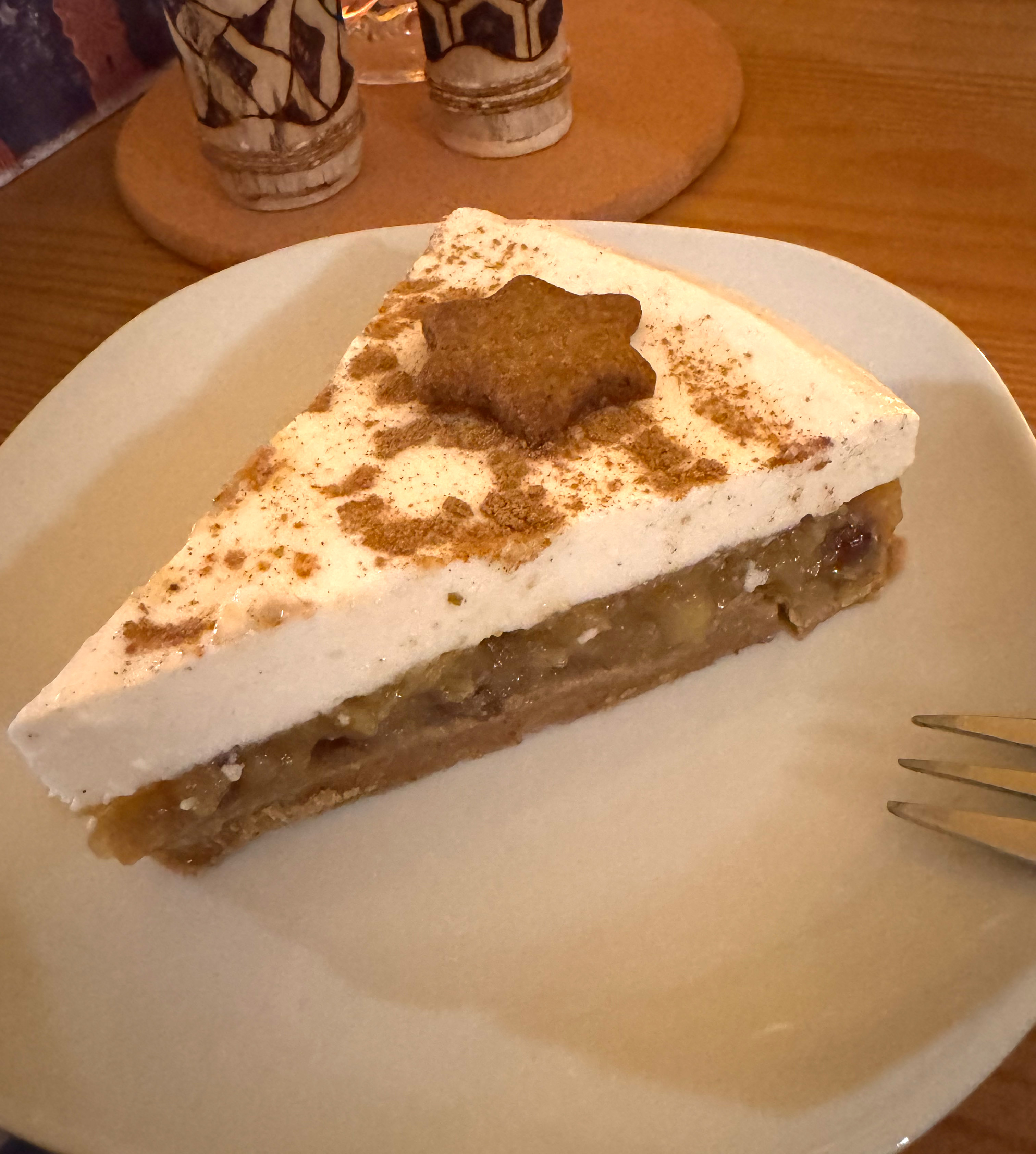 No bake Apple-Christmas cake.jpg