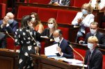 La-secretaire-d-Etat-Brune-Poirson-debout-a-l-Assemblee-nationale-mardi-apres-midi.jpg