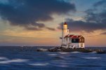 Netherlands_Lake_Lighthouses_Paard_van_Marken_582866_1280x853.jpg