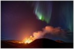 Eruption-trifft-Nordlicht.-©-Jeroen-Van-Nieuwenhove-via-FB.jpg