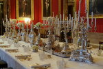Table_setting_-_Dining_Room,_Chatsworth_House_-_Derbyshire,_England_-_DSC03449.jpg