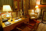 Desk_-_Marquis_and_Marchioness_of_Normanby_Bedrooms_-_Chatsworth_House_-_Derbyshire,_England_-...jpg
