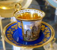 Cup,_ceramic_-_Chatsworth_House_-_Derbyshire,_England_-_DSC03308.jpg