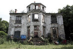 an-abandoned-building-in-goussainville-vieux-pays--sylvia-fredriksson.jpg