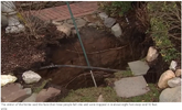 Screenshot 2023-01-27 at 21-22-30 3 People Found Stuck in Gaping Sinkhole on New York Front Lawn.png