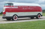 GM_FuturLiner_at_Flint_2011.jpg