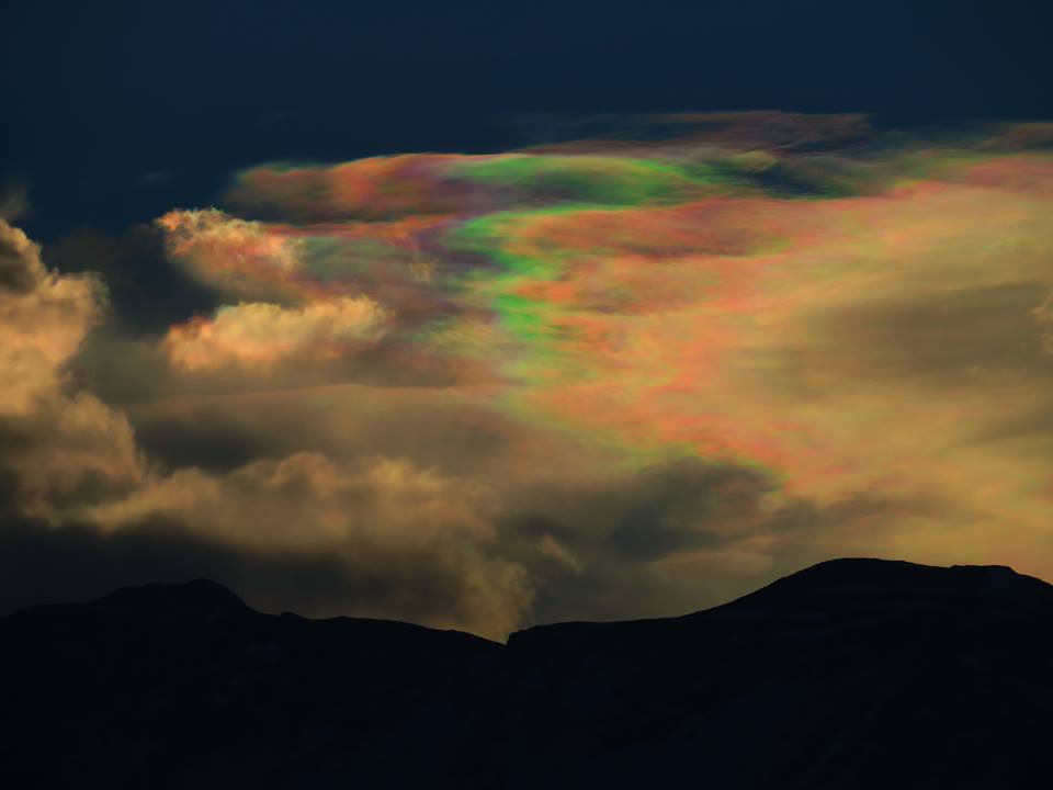 iridescent-cloud-3.jpg