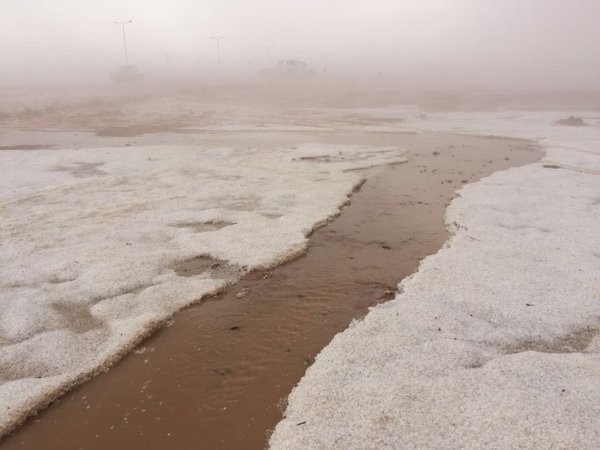 freak-hailstorm-saudi-arabia-6.jpg