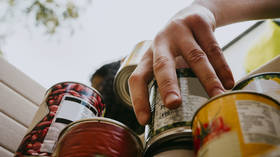 Stock up on bottled water and canned food, official tells Germans
