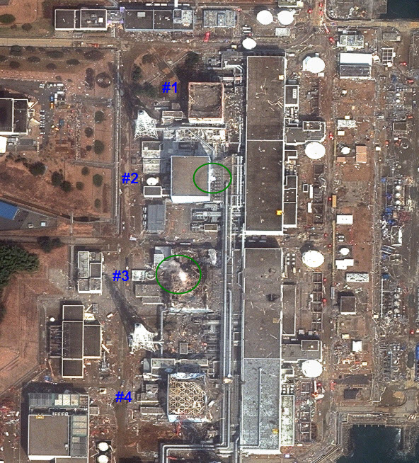 Fukushima_satellite_4_Avril.jpg