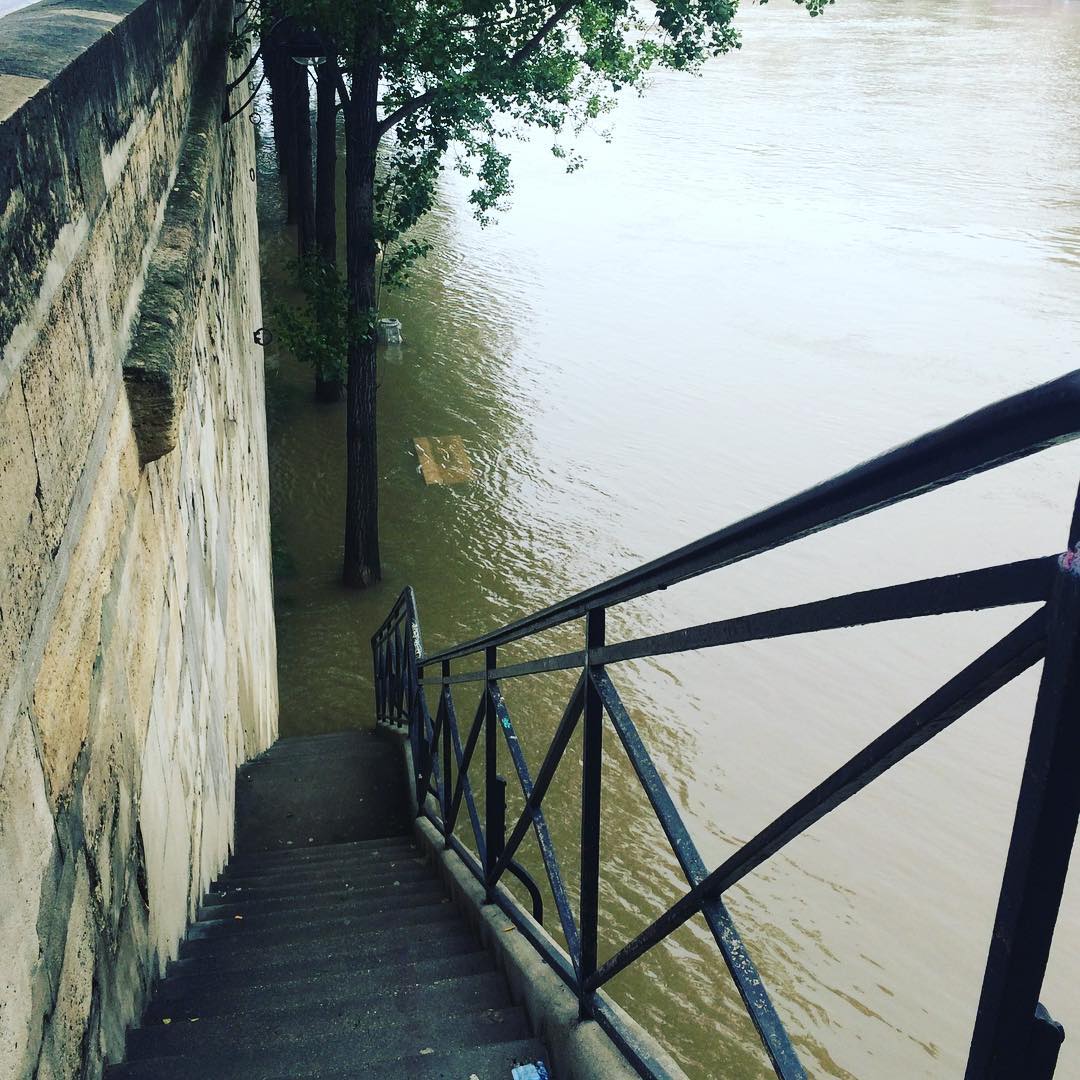 paris-flooding-seine-overflowing-june-2016-2.jpg
