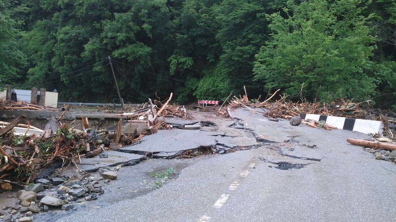 mudflow-sochi-7.jpg