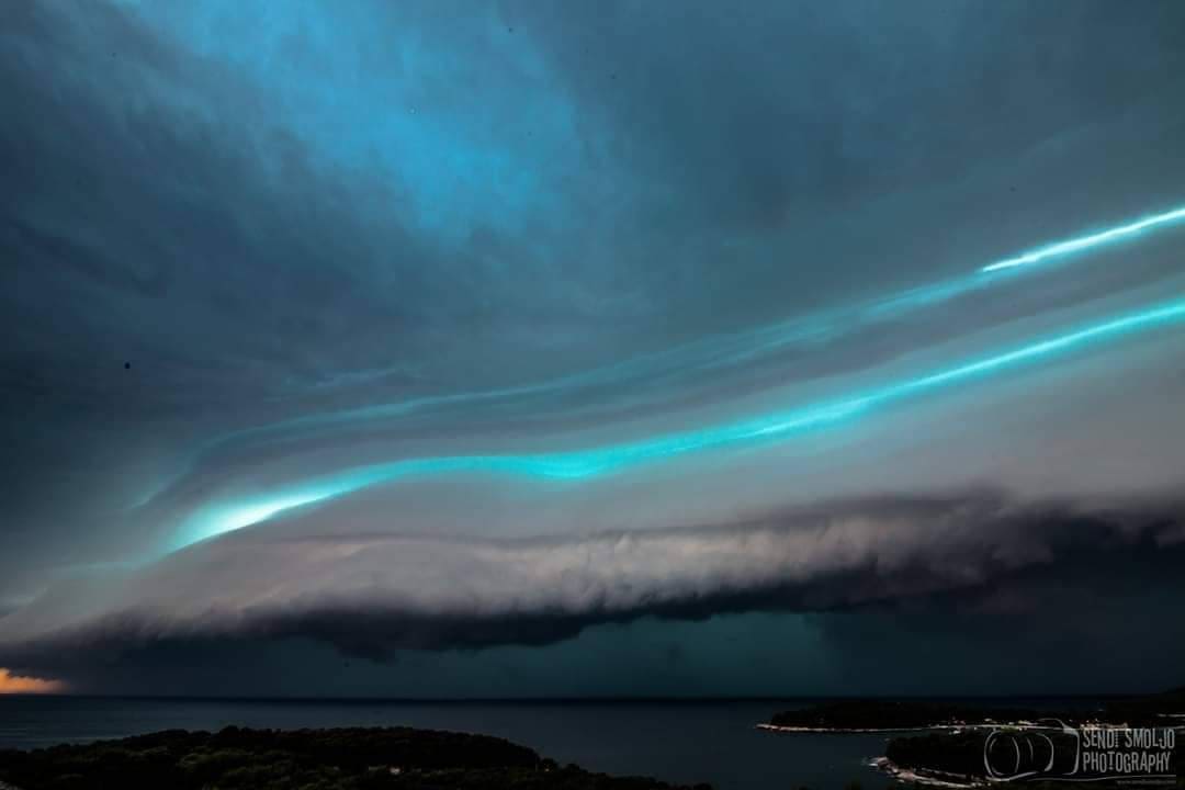 shelf_clouds1.jpeg