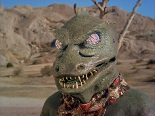 TOS019.jpg
