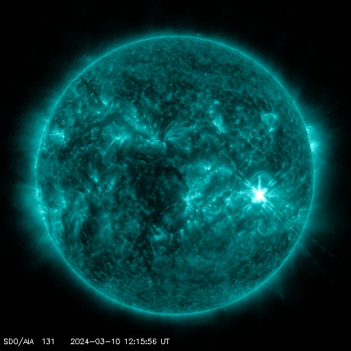 202403101233_M7.43_zonnevlam-SDO.jpg