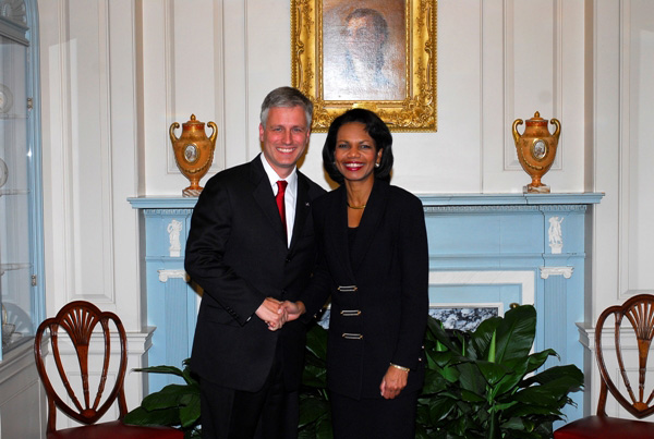 Condoleezza_Rice_and_Robert_O%27Brien.jpg