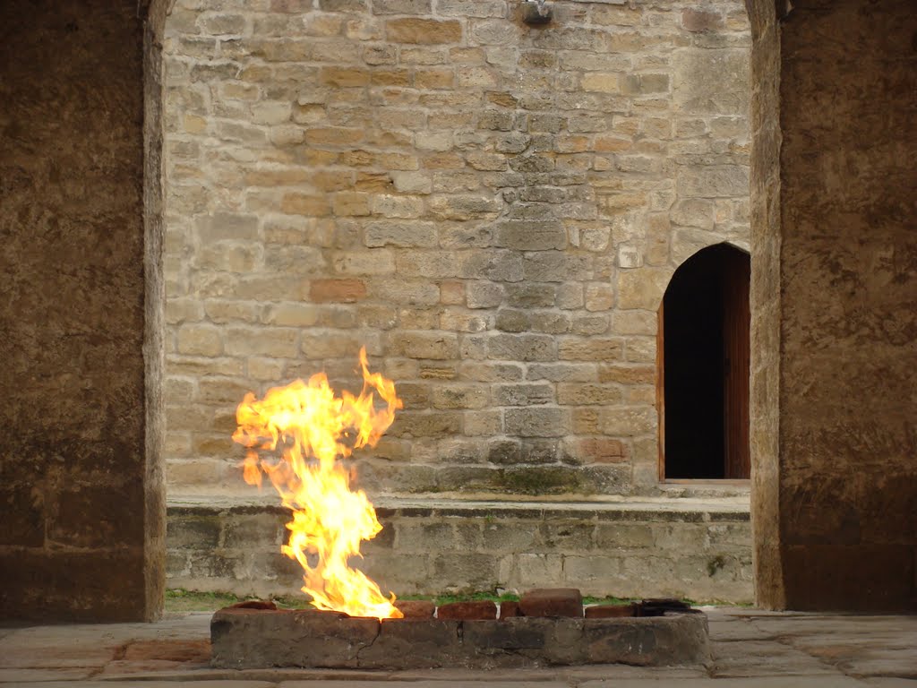 Baku-Fire-Temple-UNESCO.jpg