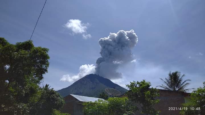 www.volcanodiscovery.com