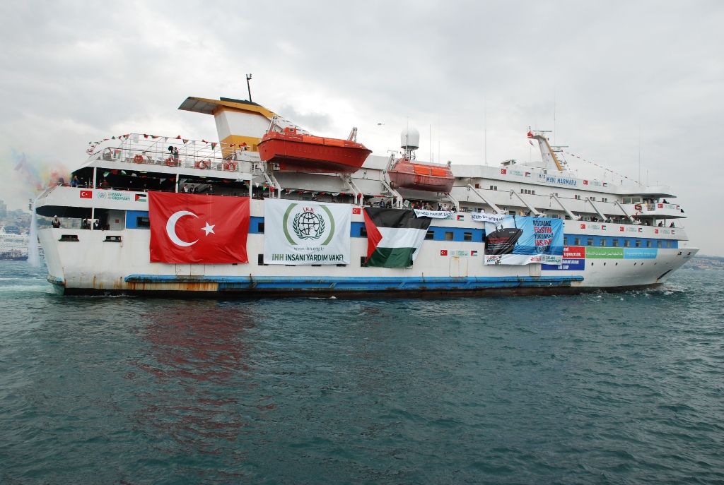 Mavi_Marmara_side.jpg