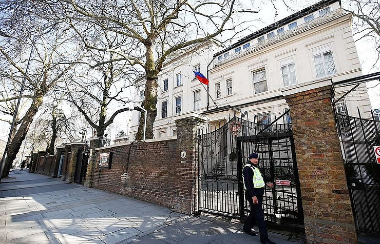 Russian embassy in London 