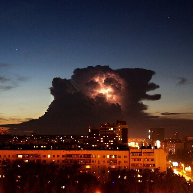 monstrous-cell-storm-chelyabinsk.jpg