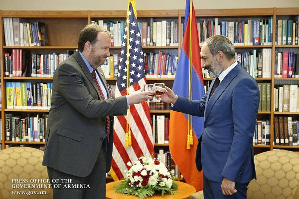 Such photos on the official website of the Armenian Government also speak volumes