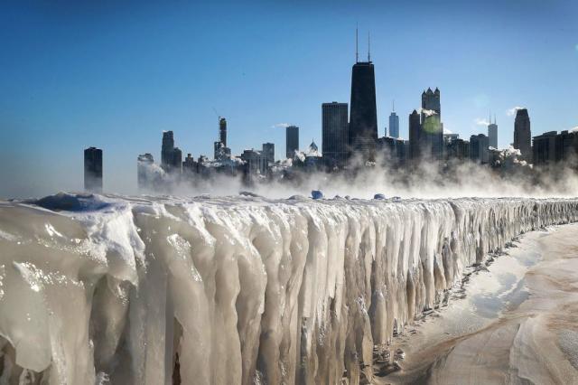 A frozen Lake Michigan in front of the Chicago skyline
