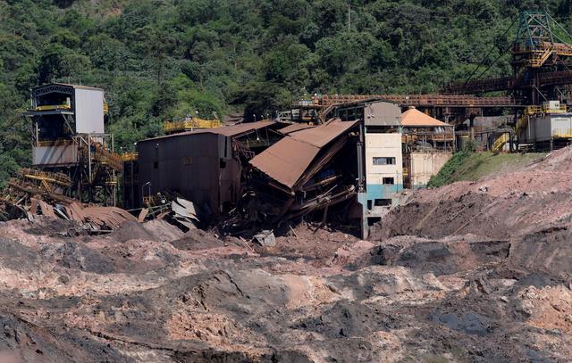 FILE PHOTO: A view of a collapsed tailings dam owned by Brazilian mining company Vale SA, in Brumadinho, Brazil February 10, 2019. REUTERS/Washington Alves/File Photo