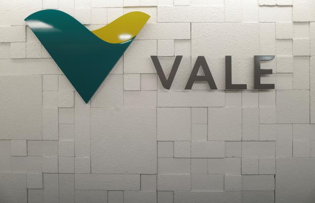 FILE PHOTO: The logo of Vale SA is pictured in Rio de Janeiro, Brazil, August 7, 2017. Picture taken August 7, 2017. REUTERS/Ricardo Moraes