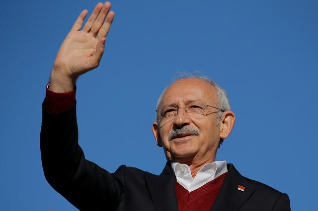FILE PHOTO - Kemal Kilicdaroglu, the leader of the main opposition Republican People's Party (CHP), greets his supporters during a rally for the upcoming local elections, in Istanbul, Turkey March 24, 2019. REUTERS/Huseyin Aldemir