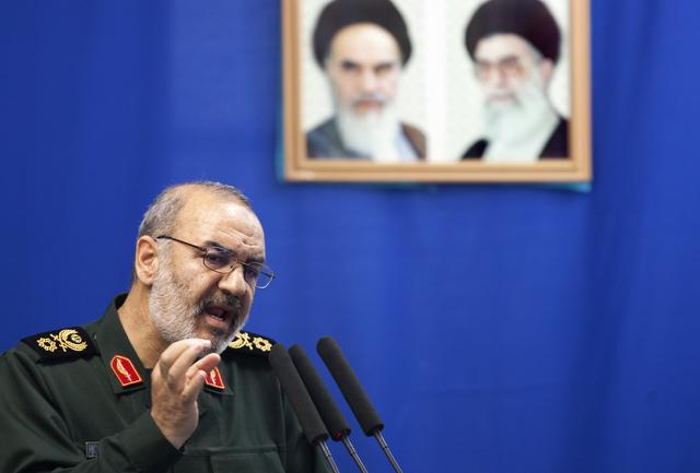 FILE PHOTO: Hossein Salami, deputy head of Iran's Revolutionary Guard, speaks during Tehran's Friday prayers July 16, 2010. REUTERS/Morteza Nikoubazl