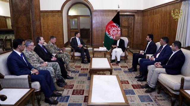 Afghanistan's President Ashraf Ghani meets with U.S. Defense Secretary Mark Esper in Kabul, Afghanistan, October 20, 2019. Pictures taken October 20, 2019. Afghan Presidential Palace/Handout via REUTERS 