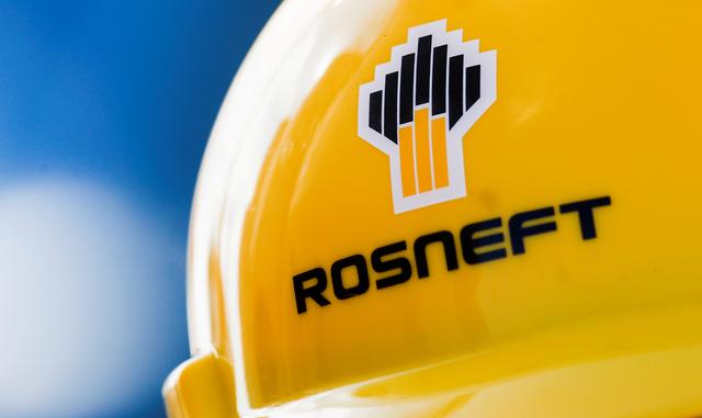 FILE PHOTO: The Rosneft logo is pictured on a safety helmet in Vung Tau, Vietnam April 27, 2018. REUTERS/Maxim Shemetov