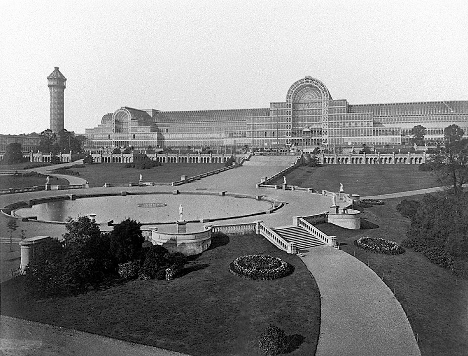 Crystal_Palace_General_view_from_Water_Temple.jpg