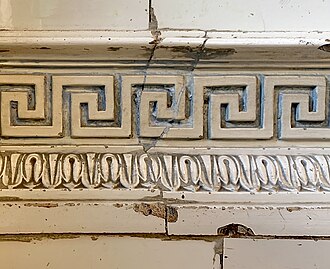 330px-Greek_key_on_a_stove_in_the_in_the_D.A._Sturdza_House%2C_in_Bucharest.jpg