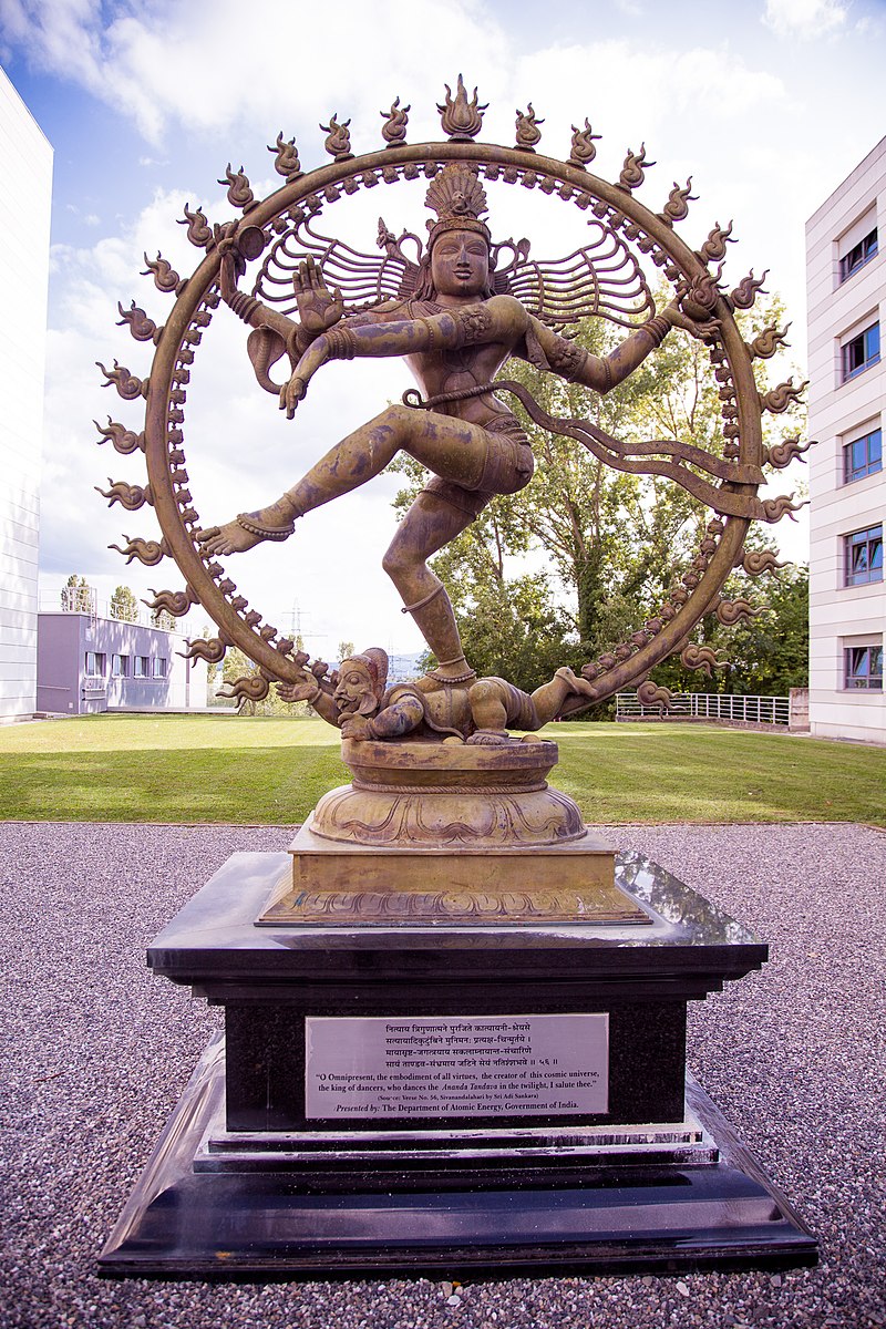 800px-Shiva%27s_statue_at_CERN_engaging_in_the_Nataraja_dance.jpg