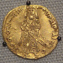 220px-First_Umayyad_gold_dinar%2C_Caliph_Abd_al-Malik%2C_695_CE.jpg