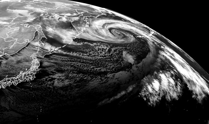 record-extratropical-storm-bomb-cyclone-alaska-pacific-infrared-satellite